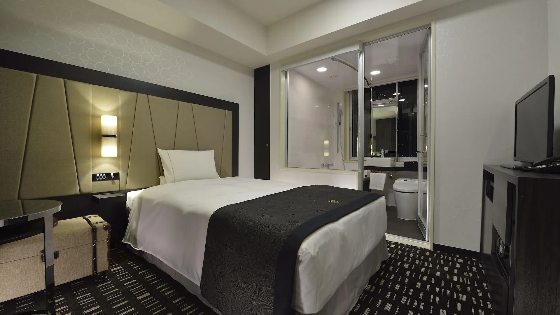 The Royal Park Hotel Tokyo Haneda Airport Terminal 3 4*,  Japan